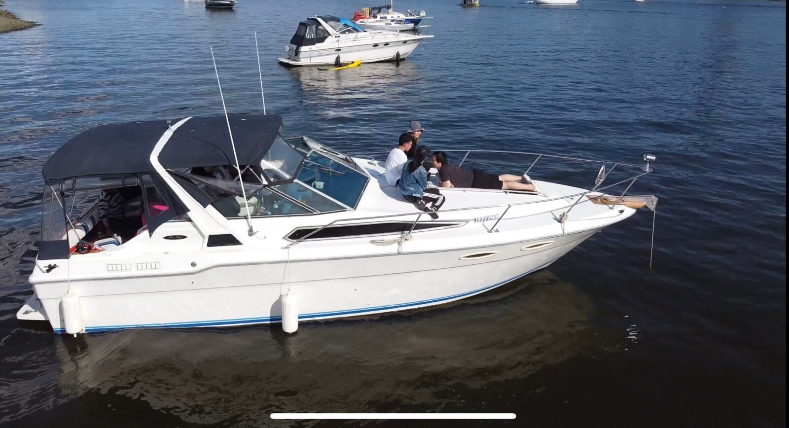 30′ Boat charter/rental. Customized activities/route/time duration.